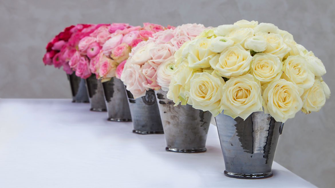 Décoration de camaïeu de roses pour mariage