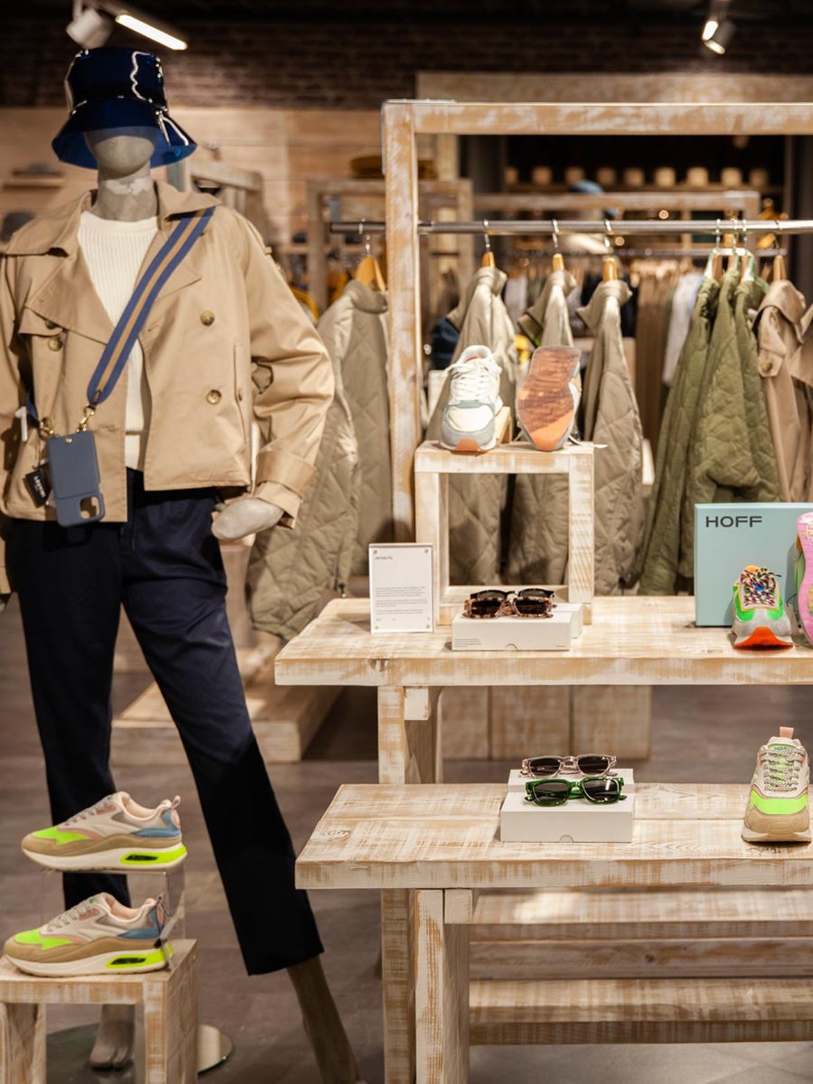 Boutique de vêtements à Gland, Collections pour homme et femme - Schilliger