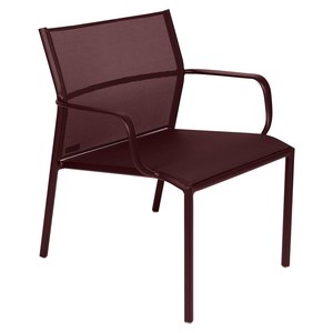 Fermob Cadiz Fauteuil bas Cadiz Rouge lie de vin L 63.4 x l 56.7 x H76.3cm