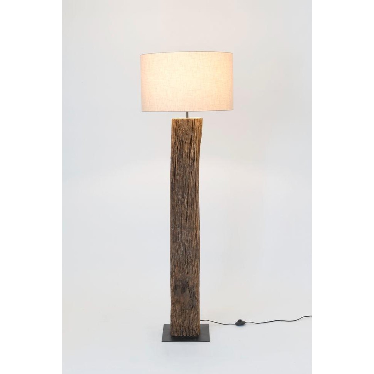 Schilliger Sélection  Lampadaire Monte Cristo  55xH177cm